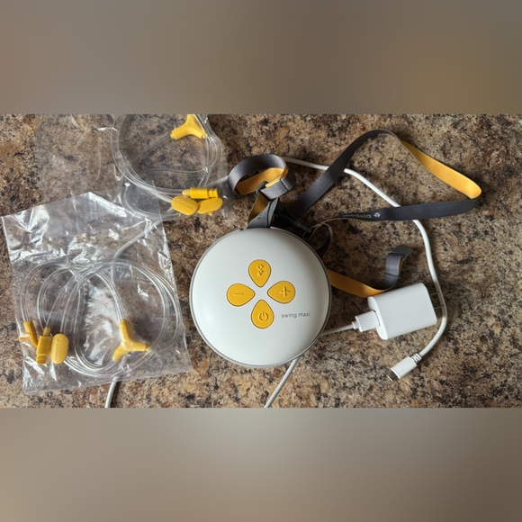 Medela Swing Maxi Breast Pump - Picture 2 of 3